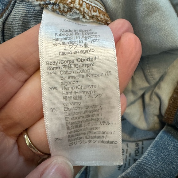 Madewell High-Rise Denim Shorts Light Wash Raw Hem NWT - Picture 5 of 8